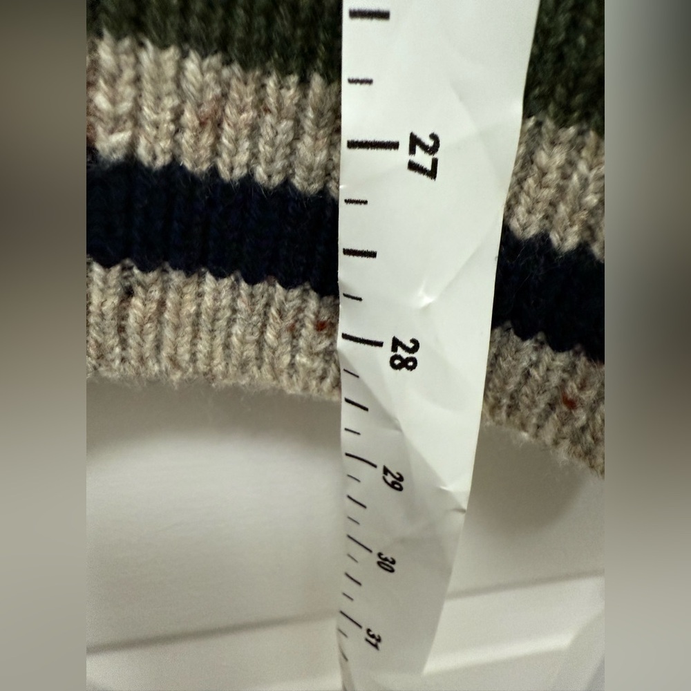 Men’s J.Crew Merino Wool Beige Turtleneck Sweater M Heavy Knit Fisherman Winter - Picture 6 of 7